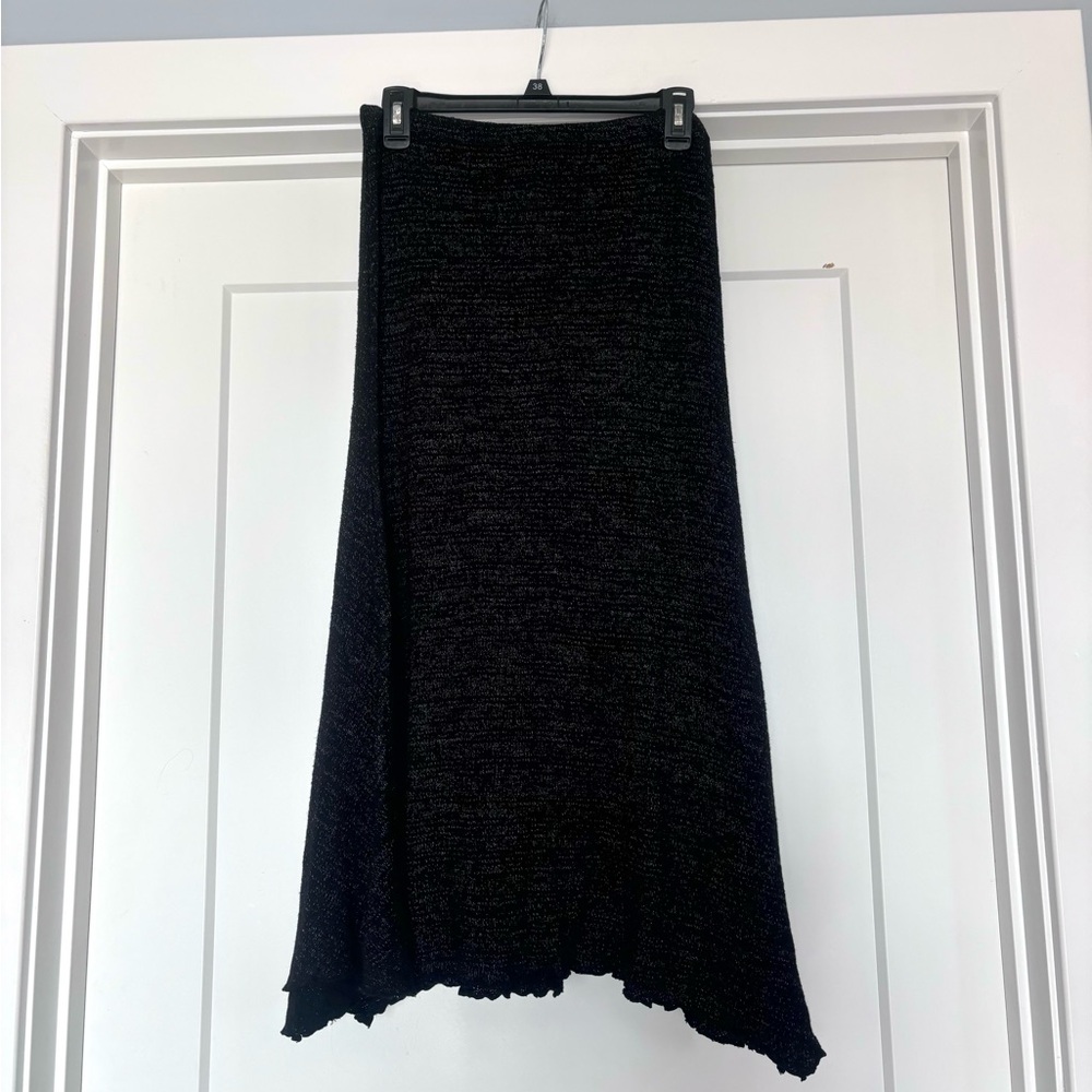 Fenini Black With White Accent Threads Long Knit Maxi Sweater Skirt NWT ($95)